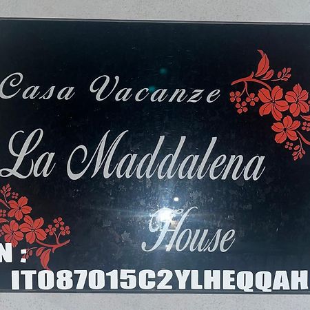 شقة La Maddalena House كاتانيا المظهر الخارجي الصورة